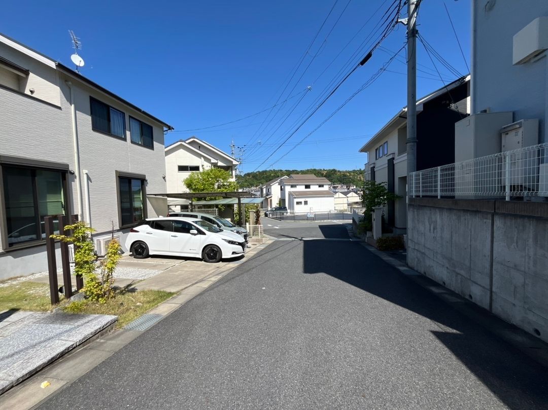 3LDK Detached House for Sale in Ikoma, Nara - Thumbnail 2