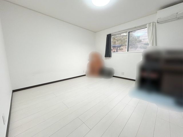 4LDK Modern House for Sale in Inagawa, Hyogo - 8 Min Walk to Station - Thumbnail 4