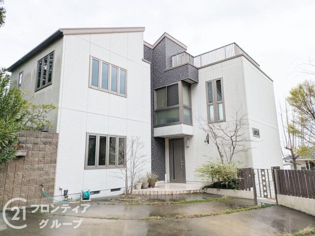 4LDK Steel Frame House for Sale in Shinoharadai, Kobe - Thumbnail 2