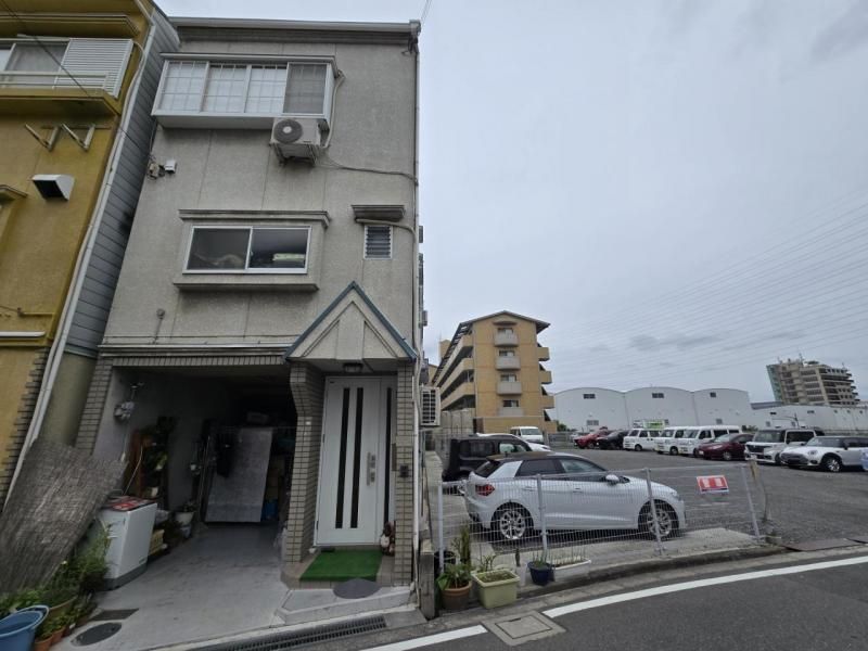 4DK Detached House for Sale in Kadoma, Osaka | 98.4㎡ - Thumbnail 3