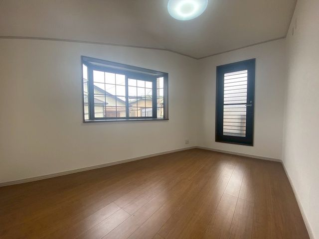 3LDK Detached House for Sale in Hirakata, Osaka - Thumbnail 4