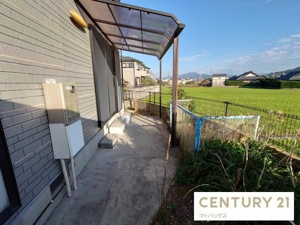 Renovated 4LDK House for Sale in Iwade, Wakayama - Thumbnail 2