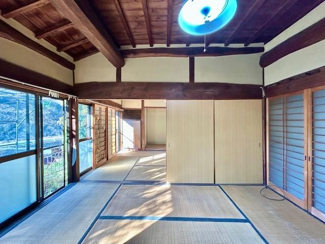 6DK Single-Story House on 320 sqm Land in Kashiwara, Osaka - Thumbnail 3