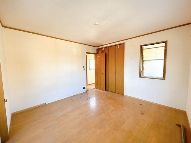 Renovated 4LDK House in Yawata City with Parking - Thumbnail 2