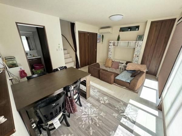 Modern 3SLDK House for Sale in Itami, Hyogo - Built 2018 - Thumbnail 3