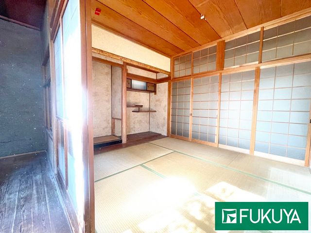 9LDK Detached House for Sale in Higashiosaka, Osaka - Thumbnail 3