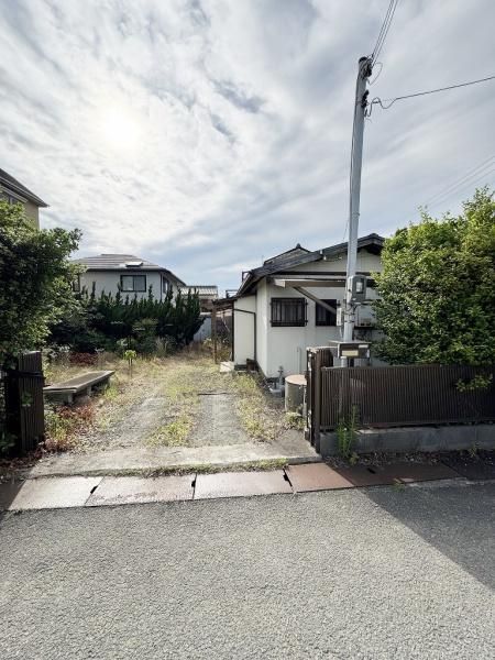 2DK Used House for Sale in Nishiho, Wakayama City - Thumbnail 2