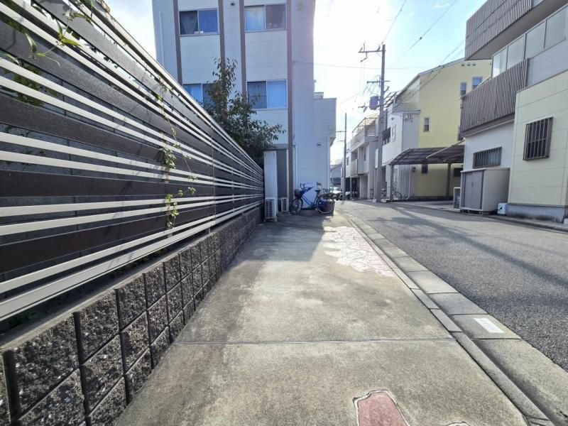 4LDK Detached House for Sale in Yodogawa Ward, Osaka - Thumbnail 4