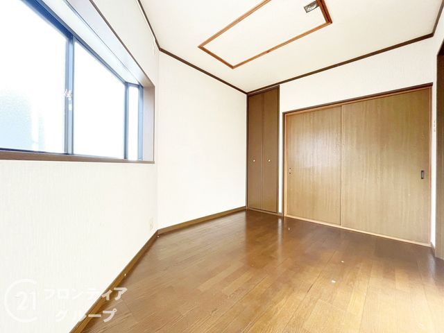 4DK Used House for Sale in Nishiyodogawa-ku, Osaka - Thumbnail 2
