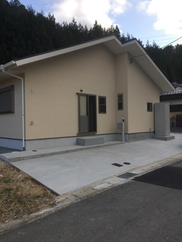 2LDK Single-Story House for Sale in Ukyo Ward, Kyoto - Thumbnail 3