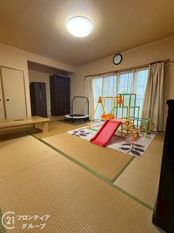 4LDK Family House with Garden for Sale in Sakai, Osaka - Thumbnail 3