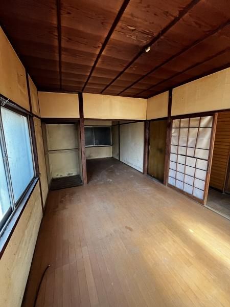 4DK Detached House in Himeji Near Megano Station, 1.98M Yen - Thumbnail 3