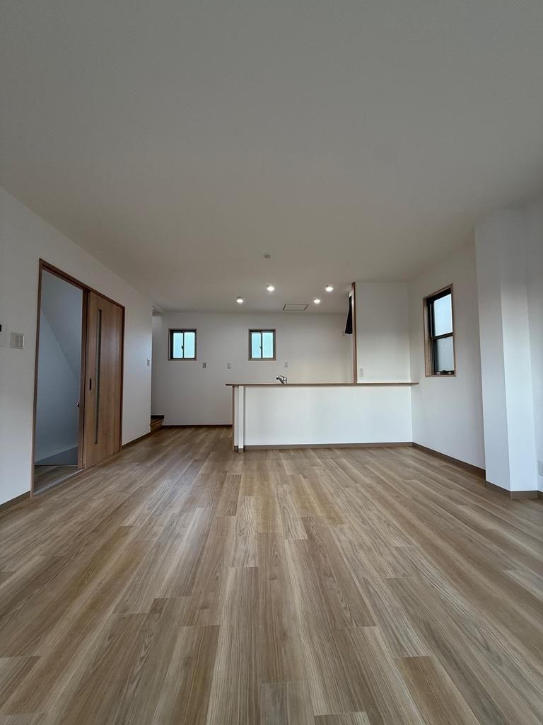 Fully Renovated 4LDK House in Yataoshi, Osaka - 99.64 sqm - Thumbnail 4
