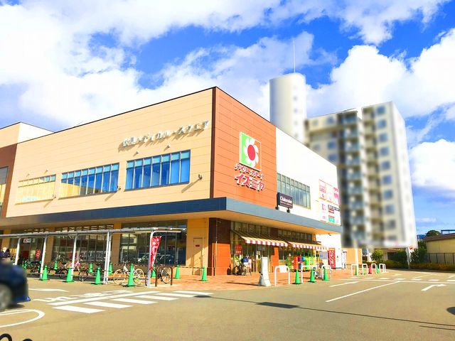 4K Steel-Framed Townhouse Near Fushimi Station in Kyoto - Thumbnail 4