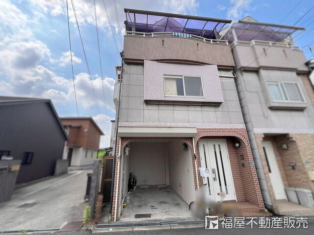 4LDK Wooden House for Sale in Hirano-ku, Osaka - Thumbnail 2