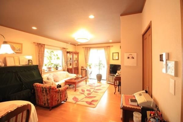 5LDK Detached House for Sale in Yufu City, Oita - Thumbnail 3