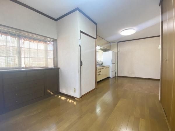 4LDK House for Sale in Kumatori, Osaka - 114.69sqm - Thumbnail 2