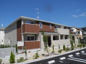 Fifth Avenue East 2-Story Apartment in Mihara-ku Sakai - Thumbnail 4