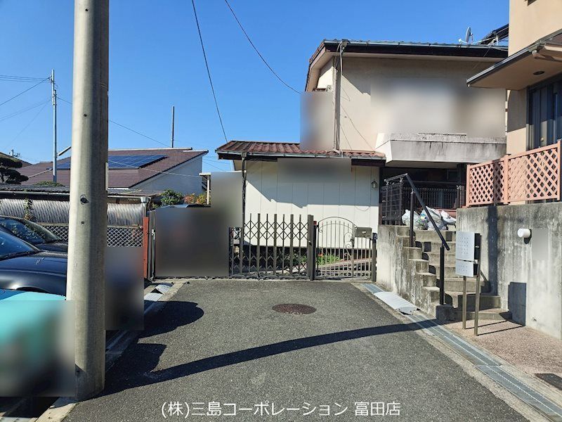 Renovated 3LDK Detached House Near Shojiji Station, Takatsuki - Thumbnail 2