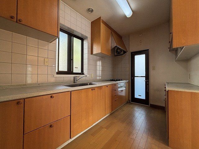 2LDK Lightweight Steel House for Sale in Nara City - Thumbnail 2