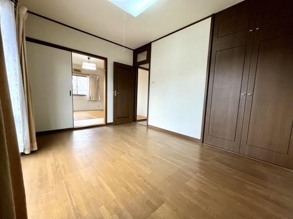 5LDK Detached House with Garden for Sale in Miyazaki City - Thumbnail 4
