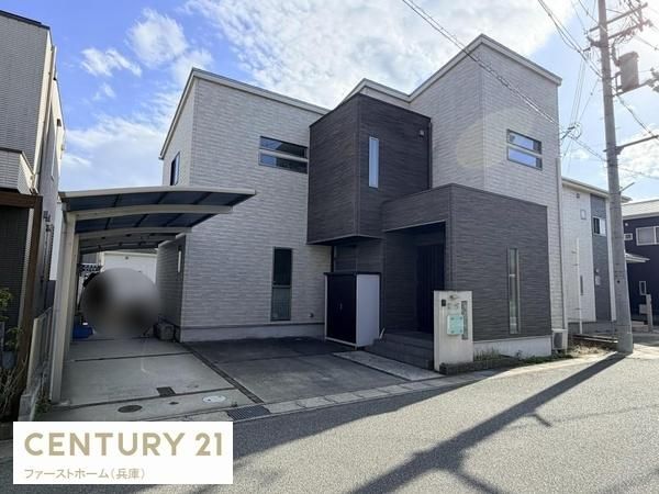 5LDK Sekisui Heim House in Himeji, Hyogo - 130.73m2 - Thumbnail 2