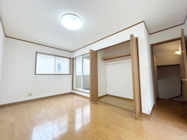 4LDK Detached House for Sale in Nishinomiya, Hyogo - Thumbnail 3