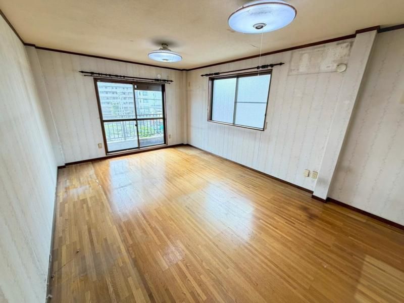 9DK Steel-Frame House with Office in Fukushima Ward, Osaka - Thumbnail 3