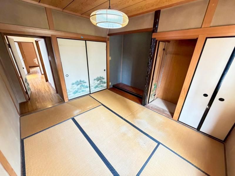 9DK Steel-Frame House with Office in Fukushima Ward, Osaka - Thumbnail 2