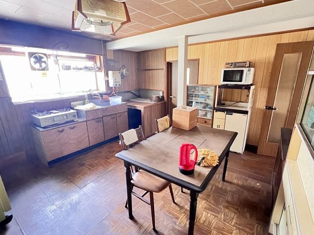4SLDK Traditional House for Sale in Himeji, Hyogo - 880万円 - Thumbnail 3