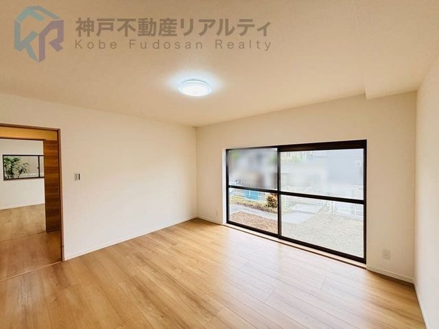 Renovated 4LDK House in Kobe Tarumi Ward with Garden - Thumbnail 3