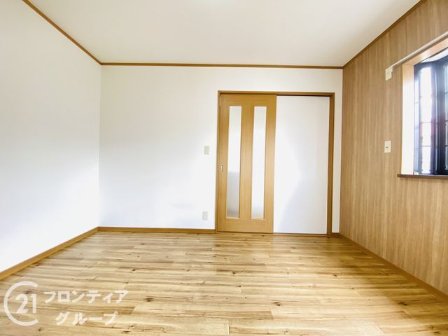 4DK House for Sale in Kadoma City Near Kayashima Station - Thumbnail 4