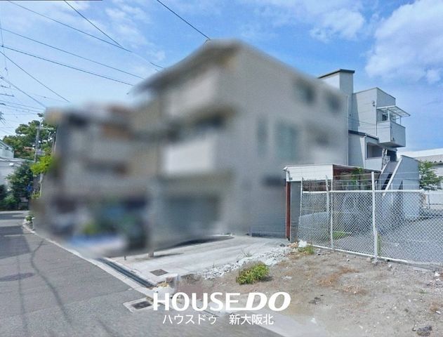 6SLDK 3-Story House in Higashiyodogawa-ku, Osaka for Sale - Image 1