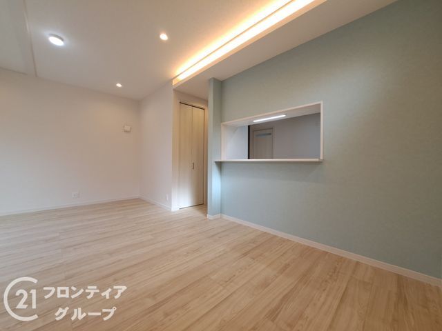 New 3LDK House in Yawata, Osaka | 2024 Build with Parking - Thumbnail 3