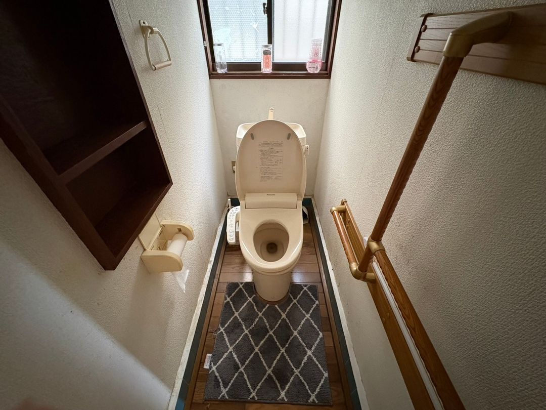 5DK Vacant House for Sale in Yawata City, Kyoto - Thumbnail 2
