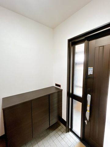 Renovated 3LDK House Near Yatsushima Station in Fukui - Thumbnail 4