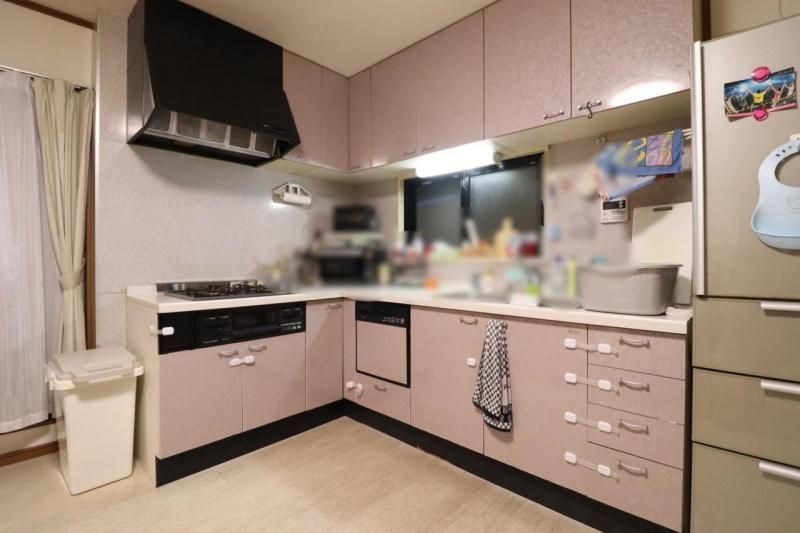 5LDK Steel Frame House for Sale in Higashiosaka, Osaka - Thumbnail 4