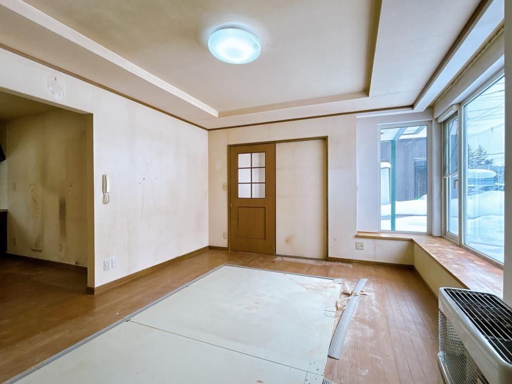 2LDK Single-Story House for Sale in Asahikawa, Hokkaido - Thumbnail 4