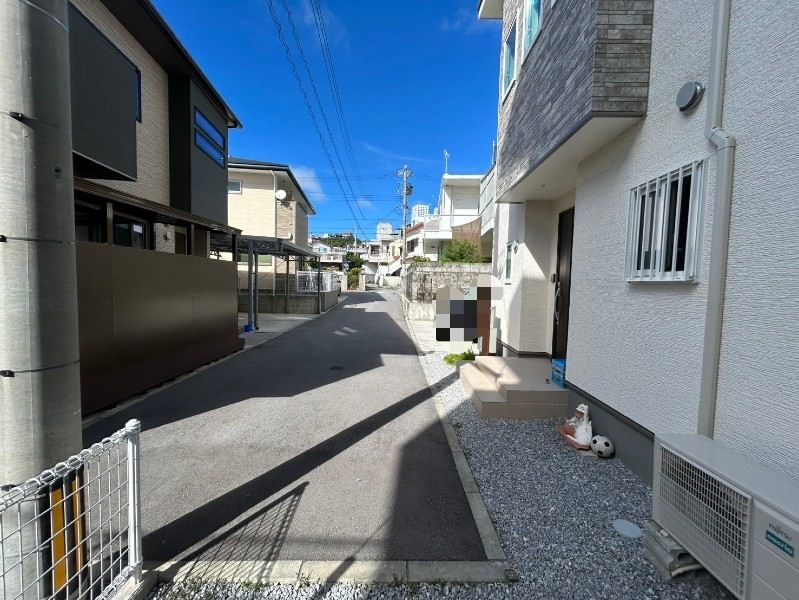 Modern 4LDK House in Haebaru, Okinawa - 106 sqm - Thumbnail 2