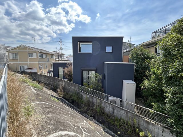 Modern 2023 Designer House in Sakai, Osaka - 3SLDK with Loft - Thumbnail 4