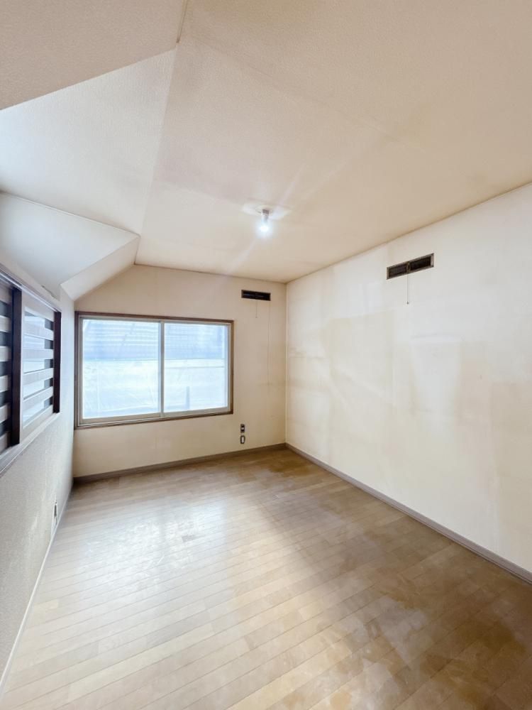 Renovated 3LDK Detached House for Sale in Tomakomai, Hokkaido - Thumbnail 4