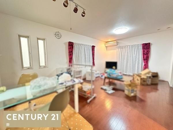 4SLDK House for Sale in Wakayama City Near Miyamae Station - Thumbnail 4