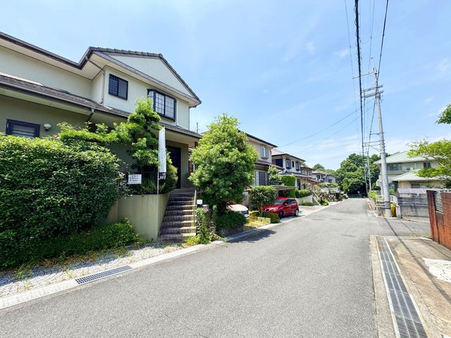 5LDK Detached House for Sale in Kawachinagano, Osaka - Thumbnail 3