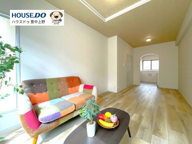 Renovated 4LDK Terrace House Near Sone Station, Toyonaka - Thumbnail 2