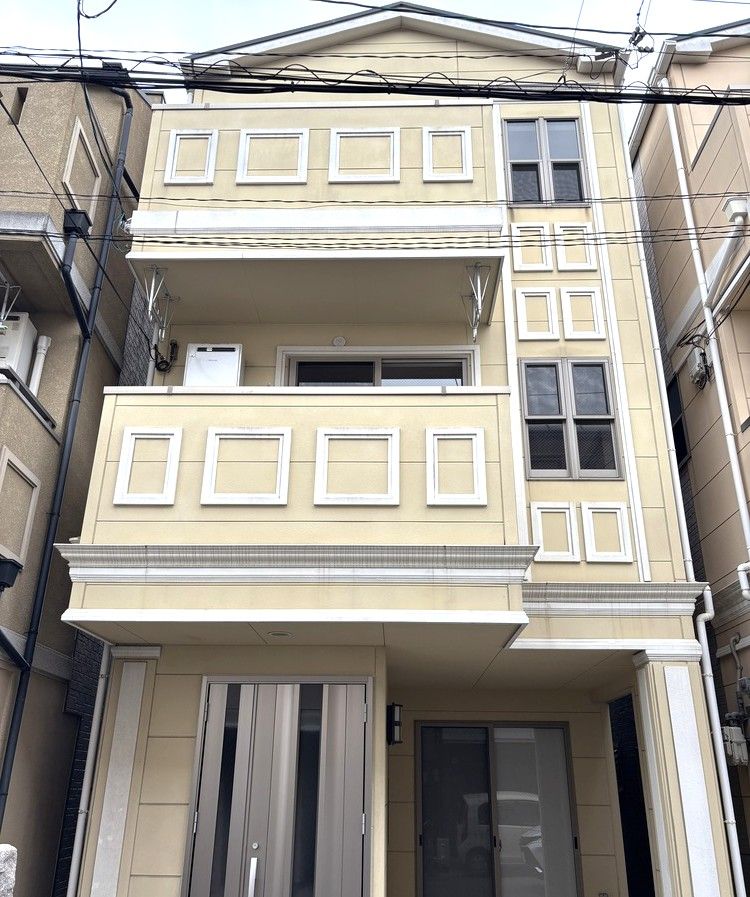 Renovated 4LDK House for Sale in Hirano-ku, Osaka - Thumbnail 2