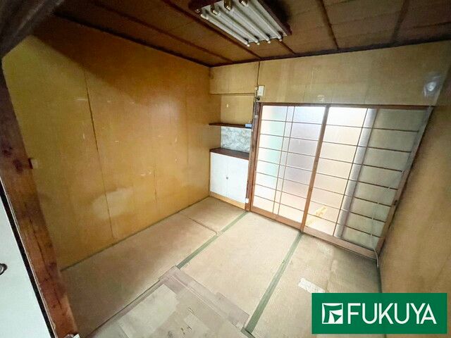 Terraced House for Sale in Konohana Ward, Osaka - 1M JPY - Thumbnail 3