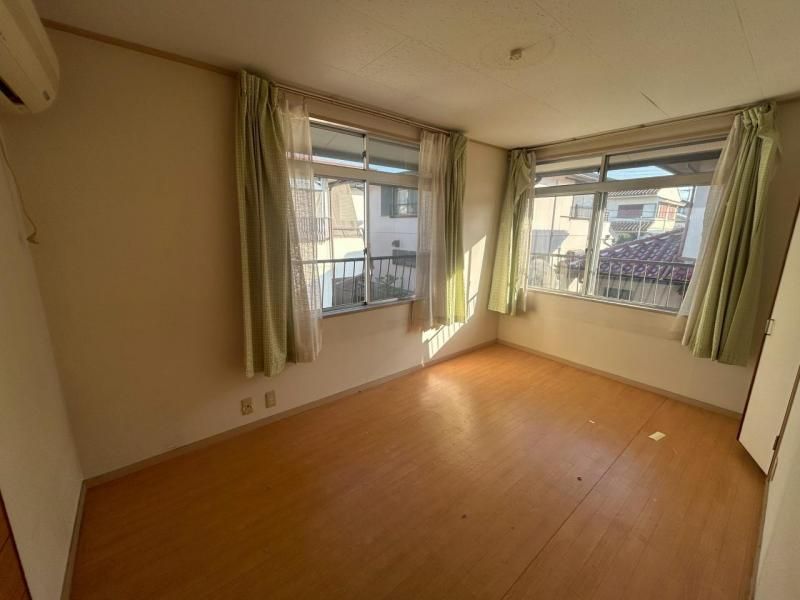 3LDK House with Garden for Sale in Kumatori, Osaka - Thumbnail 3