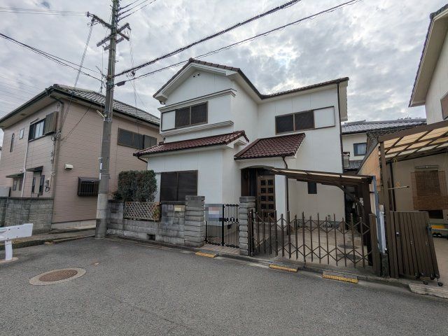 4LDK Detached House for Sale in Wakayama City - Thumbnail 2