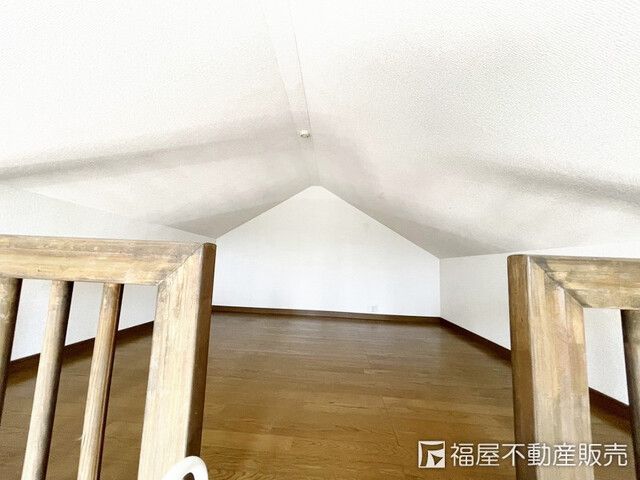 Renovated 4LDK Steel-Frame House Near Minami-Tatsumi Station, Osaka - Thumbnail 4
