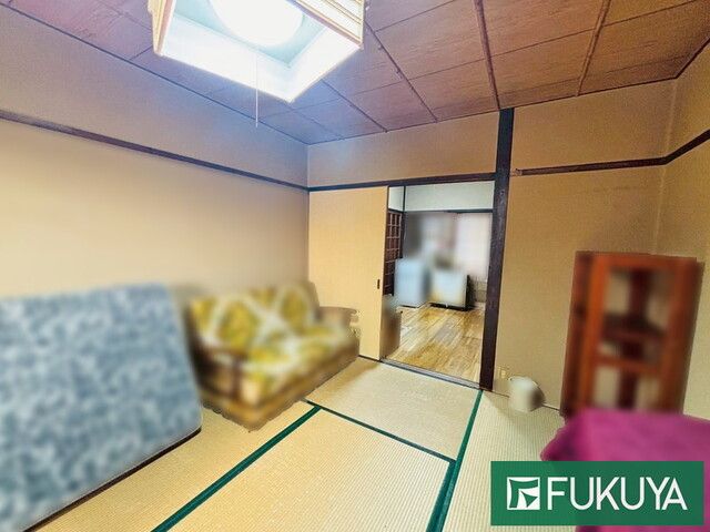 4K Used Terraced House Near Nijo Station, Nakagyo-ku, Kyoto - Thumbnail 3